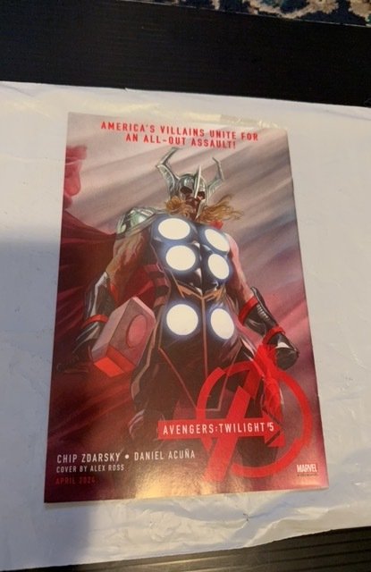 Black Widow & Hawkeye #1 Lau Cover (2024)