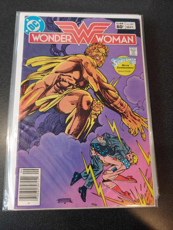 WONDER WOMAN #307 NM HIGH GRADE