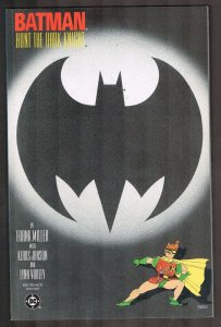Batman:Hunt the Dark Knight ~ Book 3 / 1st Print ~ 1986 (8.0) WH