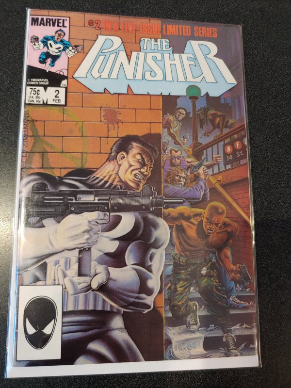 THE PUNISHER 1985 MARVEL COMIC # 2 IN A 5 ISSUE LIMITED SERIES 75 CENT COVER