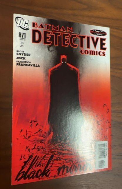 Detective Comics #871B VF/NM 2nd Print Red Background (2011)