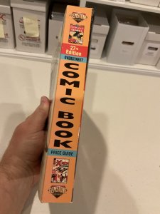 Overstreet Comic Book Price Guide #27  1997  TPB  Golden Age Flash Cover!