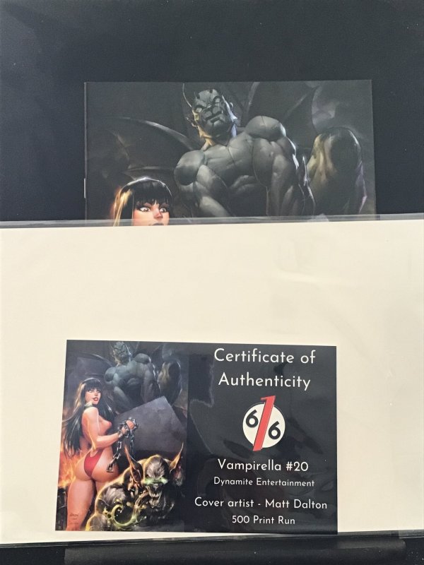 Vampirella #20 Matt Dalton Virgin Cover limited to 500 with COA