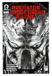 PREDATOR VS JUDGE DREDD VS ALIENS #03 (2016) GLENN FABRY | BLACK & WHITE TRADE