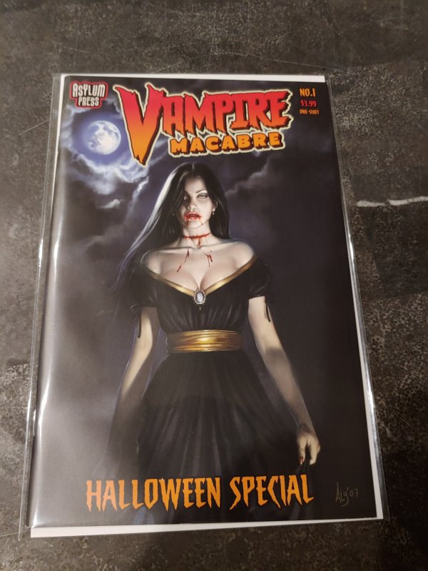 VAMPIRE MACABRE #1 HALLOWEEN SPECIAL