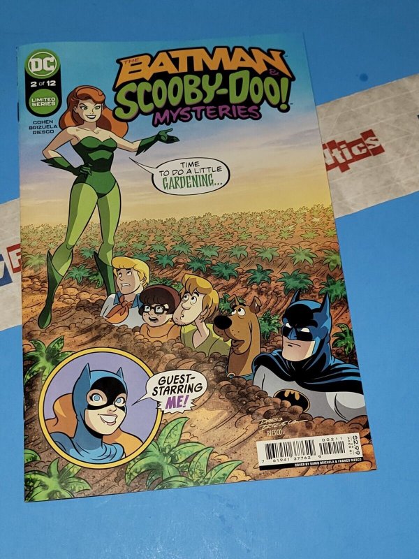 New THE BATMAN SCOOBYDOO MYSTERIES 2 2022 Daphne as Batgirl Comic