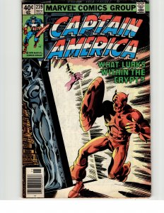 Captain America #239 (1979) Captain America