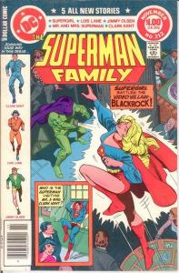 SUPERMAN FAMILY 212 VF-NM Nov. 1981 COMICS BOOK