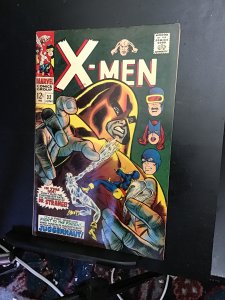 The X-Men #33 (1967) Juggernaut key! Wow! VG/FN heavy cream interiors.