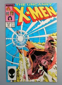Uncanny X-Men #221 NM- 1st Mr. Sinister Marvel Comics 1987
