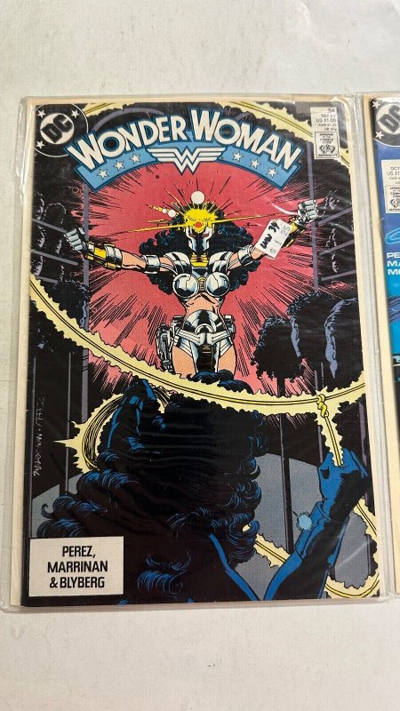 2 Wonder Woman DC Comic Books # 34 35 Batman Superman Atom Flash 78 CT2