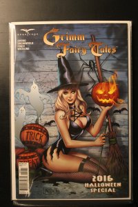 Grimm Fairy Tales 2016 Halloween Special Cover C (2014)
