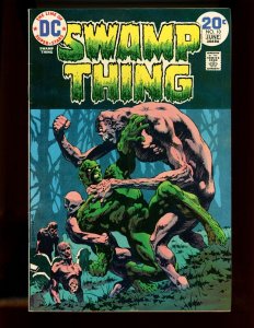 (1974) Swamp Thing #10 - THE MAN WHO WOULD NOT DIE! (8.0/8.5)