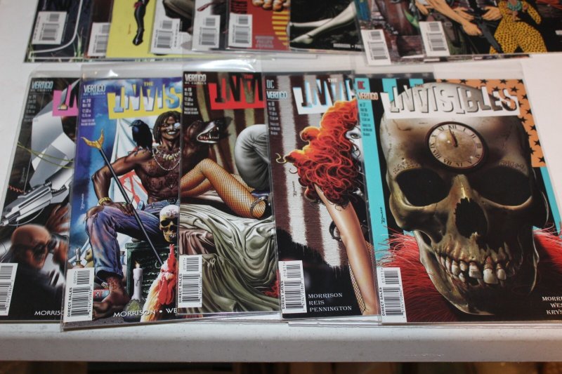 Complete Set Invisibles Vol 2 1-22 + Countdown 1-9 1997 1999 NM Vertigo Morrison