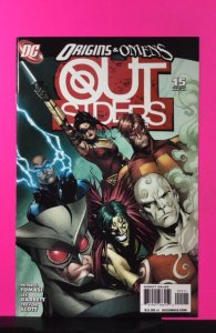 The Outsiders #15 (2009)