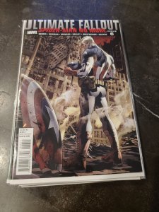 Ultimate Fallout #6 (2011)