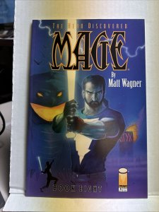 Mage Book One: The Hero Discovered Volume 1 (Mage: the Hero Discovered)