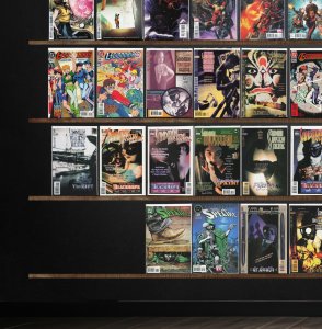 Huge Lot 150+ Comics with Sandman Mystery Theatre, Incredible Hulk & More!