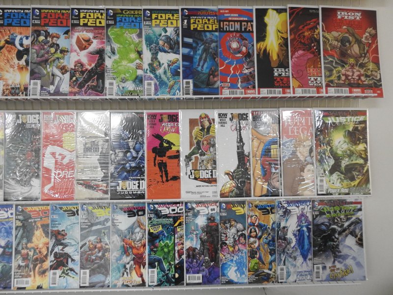 Huge Lot 150+ Comics W/ FLash, Hulk, Justice League+ Avg VF+ Condition!