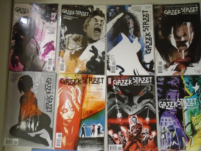 DC/Vertigo Mystery Lot 38 Different, Average 8./VF