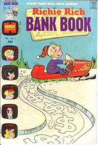 RICHIE RICH BANK BOOKS (1972-1982) 9 VF-NM  Feb. 1974 COMICS BOOK