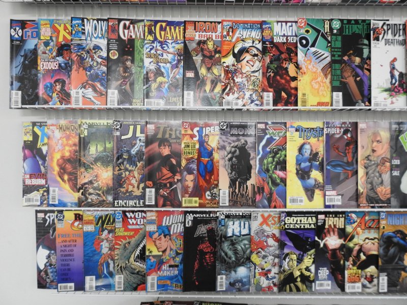 Huge Lot 220+ Comics W/ Avengers, X-Men, Wolverine, +More! Avg FN Condition!