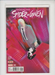 RADIOACTIVE SPIDER GWEN 005 2016 MARVEL / NM