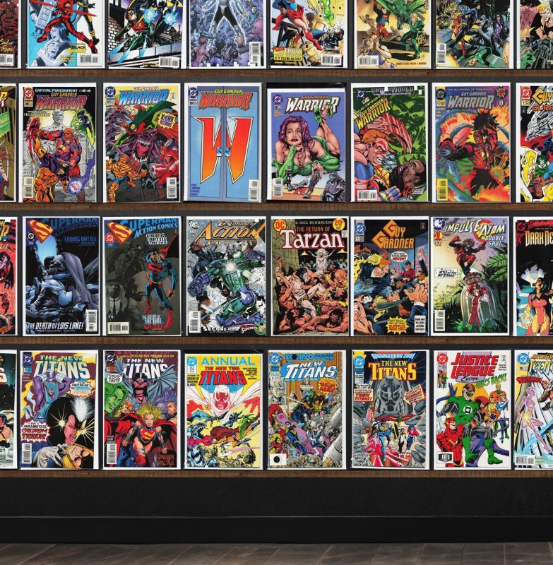 Huge Lot 150+ Comics with The New Titans, Guy Gardner: Warrior & More!