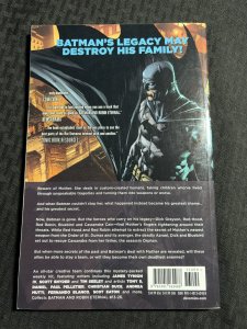 2016 BATMAN & ROBIN Eternal Volume 2 SC FVF 7.0 1st DC Comics