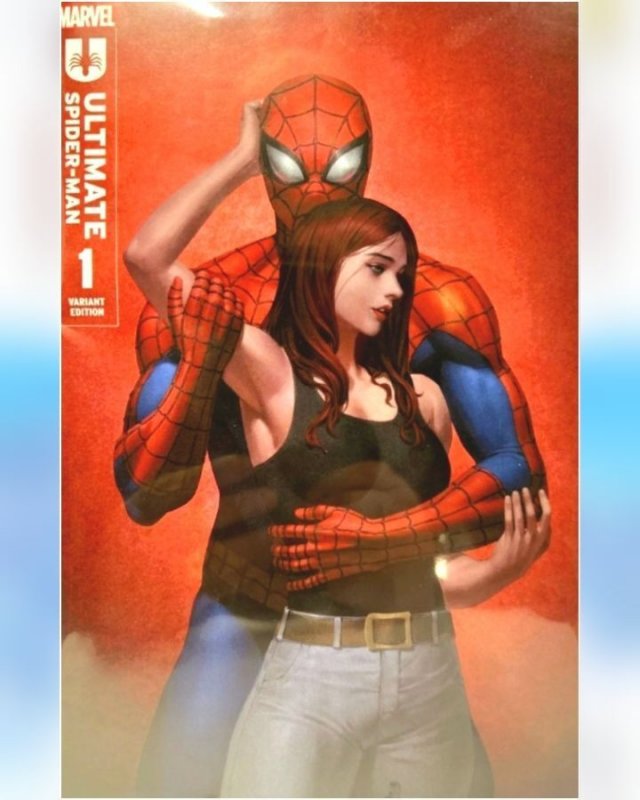 Ultimate Spider-Man #1 Hot Cover! Yoon Limtited 3K Variant/Peter hugs Mary Jane