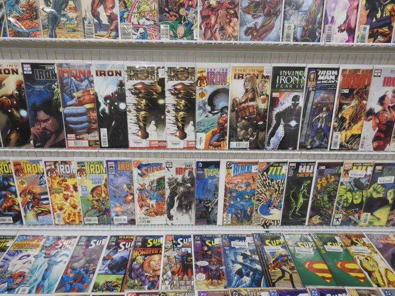Huge Lot 140+ Comics W/ Iron Man, Hulk, X-Men, +More! Avg FN+ Condition!