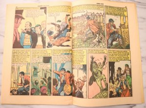 Oliver Twist USA EDITON CLASSICS ILLUSTRATED COMICS VINTAGE #23..OLIVER TWIST.
