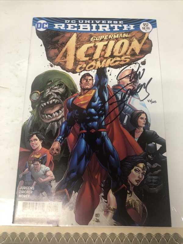 Action Comics # 957 (2016)  Signed Dan Jurgens • DC Comics • Zircher • Morey