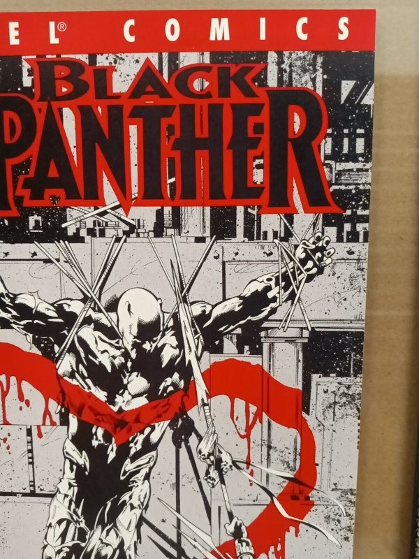 Black Panther #32 NM 2001   N172x