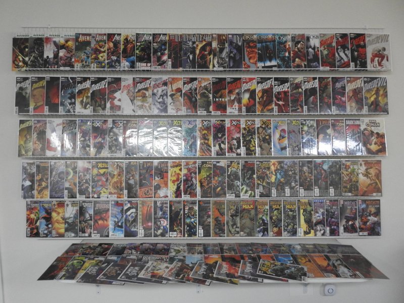 Huge Lot 160+ Comics W/ Daredevil, Spider-Man, Avengers, +More! Avg VF/NM Cond!