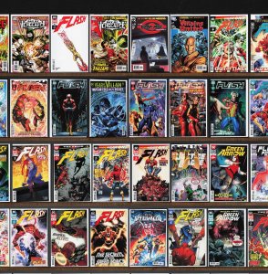 Huge Lot 140+ Comics with The Flash, Justice League & More!