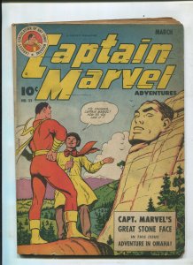 CAPTAIN MARVEL ADVENTURES #33 (4.0) GREAT STONE FACE!