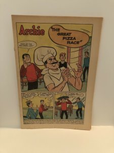Everything’s Archie #5, Archie #84 , Archie #149 & Archie And Me #107   READERS