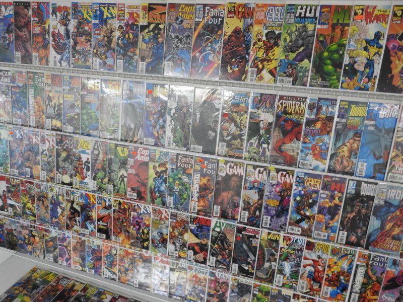 Huge Lot 130+ Comics W/ Hulk, Thunderbolts, Gambit, X-Men+ Avg VF+ Condition!!
