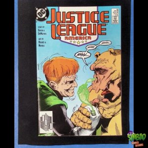 Justice League / International / America 33A