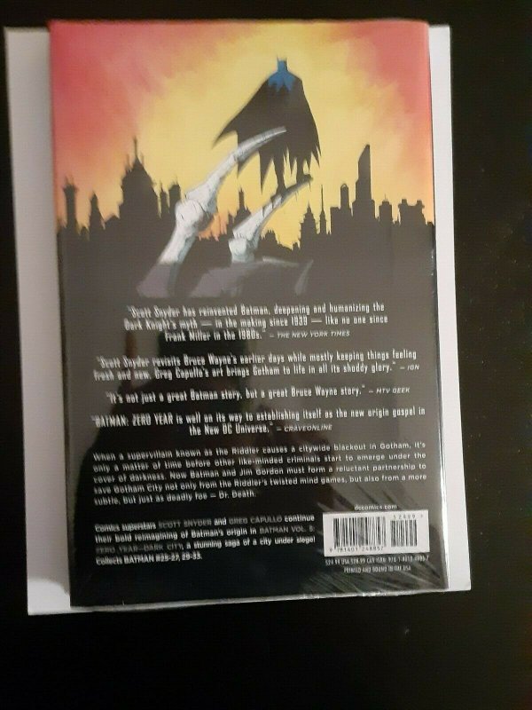 Batman  Volume 5  Zero Year: Dark City!  Written by Scott Snyder