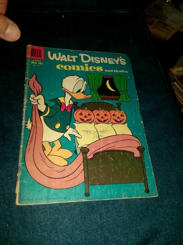 Walt Disney's Comics And Stories 8 Issue Golden Bronze Age Comics Lot