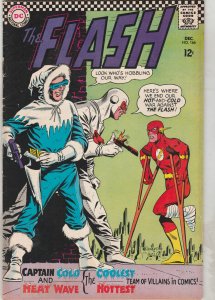 The Flash #166 Mid-High-Grade Captain Cold and Heat Wave key! FN+ Wow