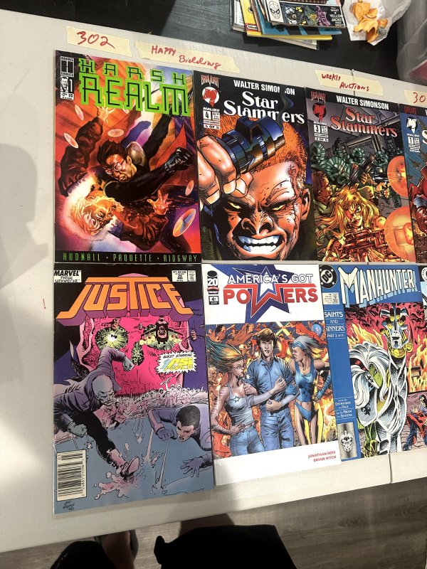 Lot of 10 Comic Lot (see pictures) 302-4