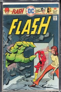 The Flash #236 (1975) The Flash