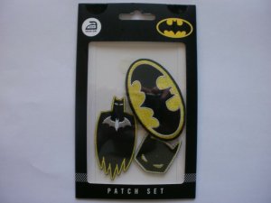 NEW DC BATMAN IRON-ON PATCH SET (Set of 3 Embroidered Patches) Logo Mask Knight