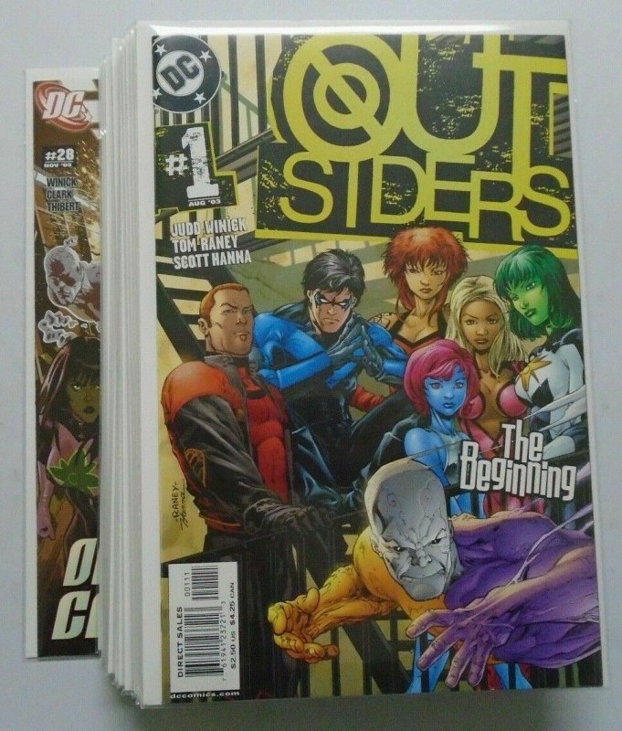 Outsiders (3rd series) lot from:#1-24 8.0 VF (2003-05)