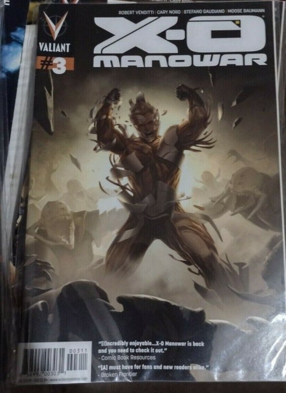 X-O MANOWAR  # 3  VOL 3  2012 VALIANT   the vine venditti space aliens