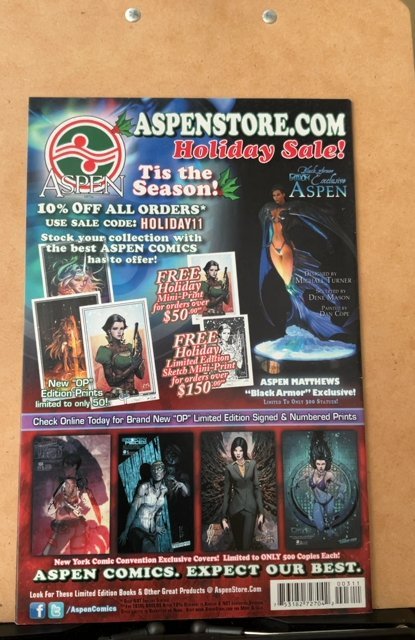 Michael Turner's Fathom #3 (2011)