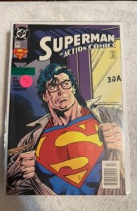 Action Comics #692 (1993) **NEWSSTAND EDITION